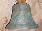 Vzácný barokní zvon ukradený ped jedenácti lety z kostela v Horovském Týn