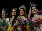Miss Earth 2013 se stala Alyz Henrichová z Venezuely (druhá zprava) (7....