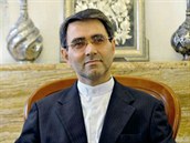 Íránský chargé d'affaires v Praze Gholam Réza Deríkvand.