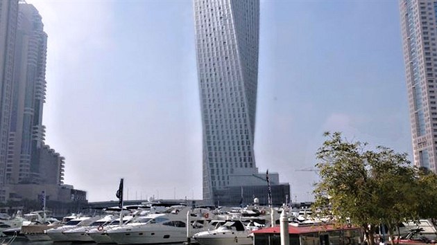 Originln stavba mrakodrapu Infinity Tower vysokho 306 metr