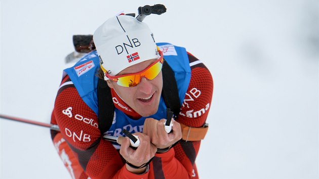 Lars Berger v zvodu ve sprintu v Hochfilzenu. 