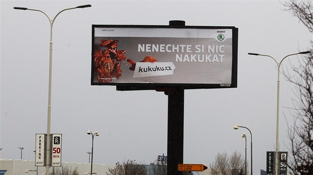 Billboard kodovky u ruzyskho letit.