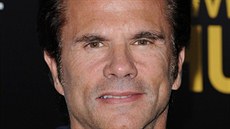 Lorenzo Lamas má za sebou facelift.