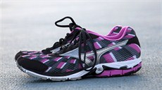 Mizuno Elixir 8 mají dynamiku ji ve vzhledu.