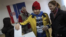 Chorvatsko hlasovalo o zm�n� ústavy, která by znemo�nila homosexuální s�atky....