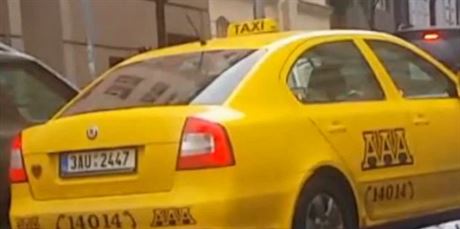 Turista natoil taxi s turbo taxametrem.