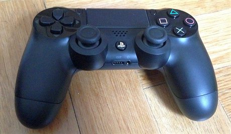 PlayStation 4 - ovlada
