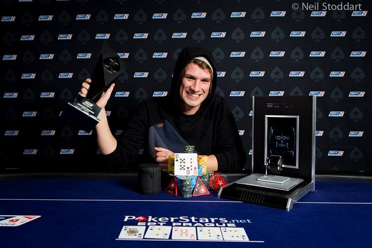 �AMPION. N�mecký pokerový hrá� Julian Track vyhrál European Poker Tour v Praze.