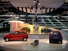 Renault Twingo se pedstavuje na autosalonu v Paíí v záí 1992