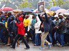Jihoafriané picházejí na velkolepou vzpomínkovou akci na poest Nelsona