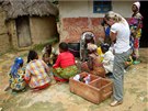 Ve vesnici Bunyakiri v dungli Jiního Kivu. Bydlely jsme s Olinou s místními...