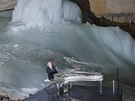 Koncert v ledové jeskyni na mezistanici Krippensteinu