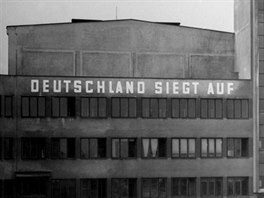 Hlavní budova Barrandovských ateliérů v roce 1941
