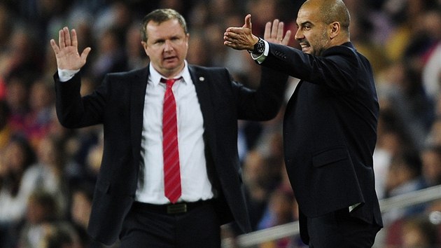 KONFRONTACE TRENR. Barcelonsk Pep Guardiola si stuje po zkroku na Messiho, plzesk kou Pavel Vrba se omlouv.