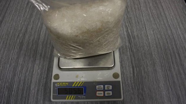 Policist pi akci zajistili tm kilogram pervitinu, se kterm cizinci obchodovali na trnici v Chebu.