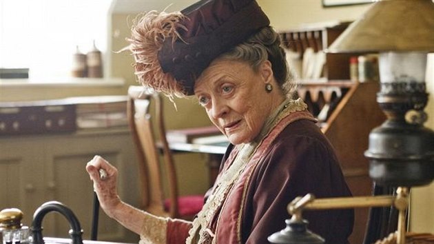 Maggie Smithová v seriálu Panství Downton (2010)