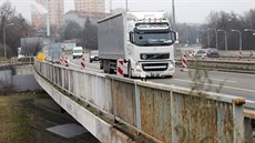 Nové vedení �editelství silnic a dálnic dosazené ministrem dopravy Zde�kem...