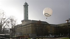 Zkou�ka balonu vyu�ívaného pro m��ení �kodlivin v ostravském ovzdu�í v...