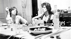 Mick Jagger a Keith Richards p�i nahrávání alba Exile On Main Street v roce...