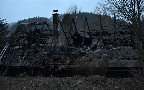 V podkroví rodinného domu v Kláterci nad Orlicí, nali hasii po uhaení...