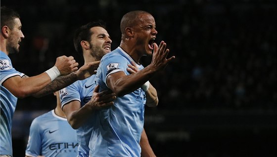 Vincent Kompany byl jedním ze stelc Manchesteru City, který ve tvrtek porazil 2:1 Liverpool.