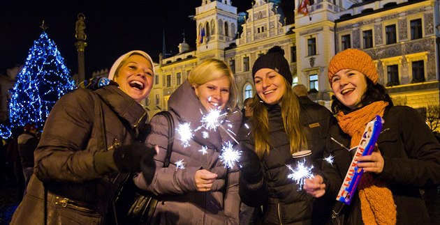 Pardubice tradin slavily Vánoce. Opt do ulic veerního msta vyrazily na...