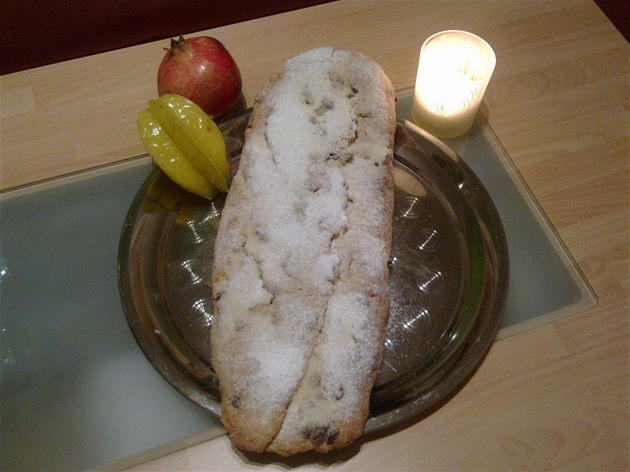 VLÁ�NÁ VÁNO�NÍ �TOLA