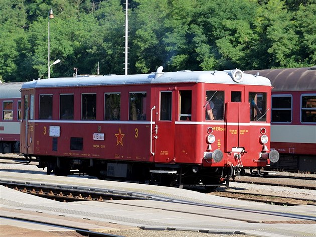Motorové vozy �ady M 131.1 byly za�azeny nejprve do t�etí vozové t�ídy. Nad...