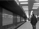 Metro pijídí 22. prosince 1973 do stanice Praského povstání.