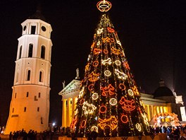 ebíek dvanácti nejokázalejích vánoních strom na svt sestavila...