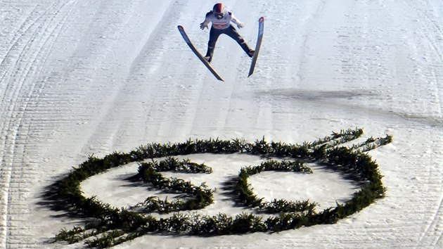 Thomas Diethart p�i z�vodu Turn� �ty� m�stk� v Oberstdorfu