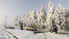 V Ol�í nad Oslavou napadlo do ned�le asi patnáct centimetr� sn�hu, zatímco...