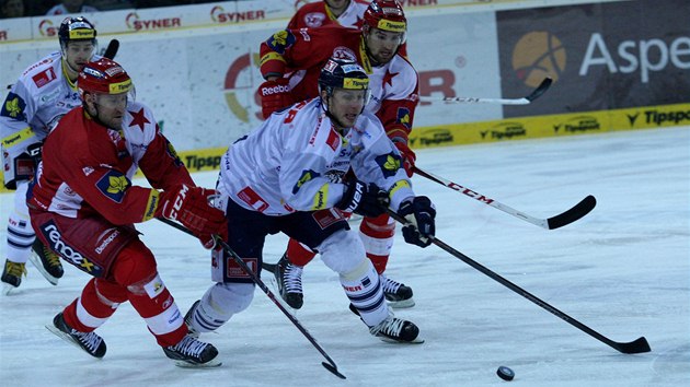 Momentka z utk�n� Liberec - Slavia