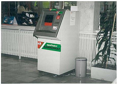 Bankomatu je 25 let, jeden z nejstarích byl v nemocnici v Ostrav. Vyzkouejte si v naem testu, co víte o bankomatech a jejich pouívání. Ilustraní snímek