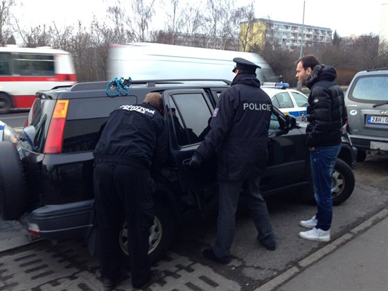 idiku s tém dvma desítkami zákazy ízení chytili pratí policisté na pelomu roku nkolikrát