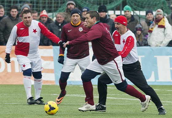 SILVESTROVSKÉ DERBY. Lumír Mistr v dresu Sparty v tradiním utkání proti