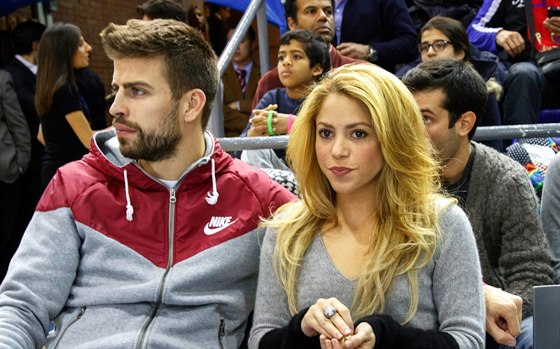 Gerard Piqué a Shakira (30. listopadu 2013)