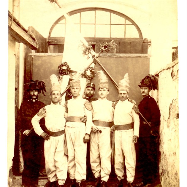 Nejstarí foto jemnického Barchanu z roku 1900.