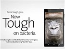 Antimikrobiální sklo Gorilla Glass by mlo zniit a 99,9 % bakterií.
