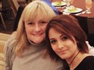 Paris Jacksonová dala na internet fotku z Vánoc se svou matkou Debbie Roweovou.