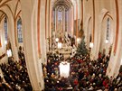 Biskup Jan Vokál představil nový znak Královéhradecké diecéze na novoroční mši...