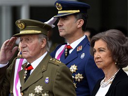 panlský král Juan Carlos I., korunní princ Felipe a královna Sofia (6. ledna...