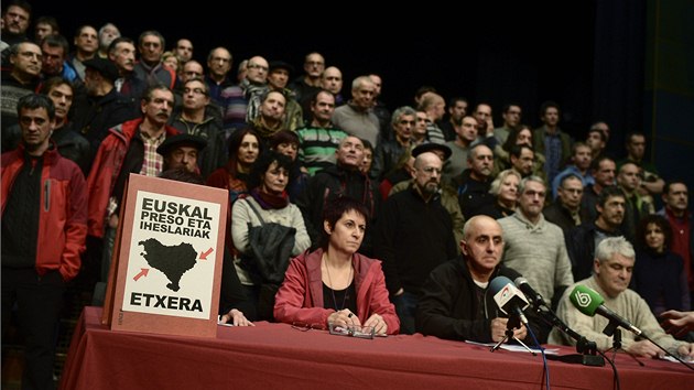 Členové organizace ETA se sešli, aby projevili politování nad dřívějšími skutky násilí. (4. ledna 2014)