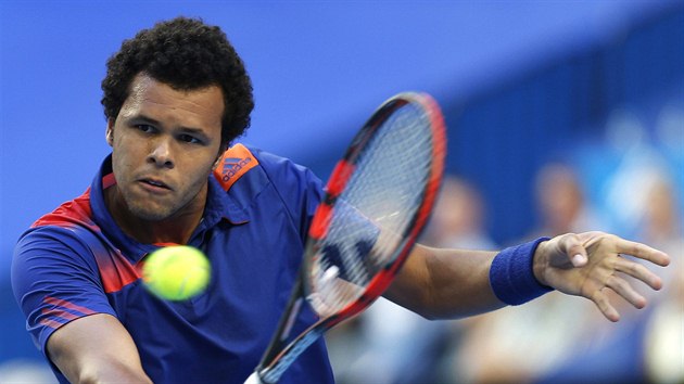 Francouzsk tenista Jo-Wilfried Tsonga ve finle Hopmanova pohru.