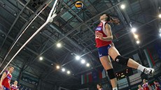 Karolína Bednárová p�i rozcvi�ce p�ed kvalifika�ním utkáním proti B�lorusku.