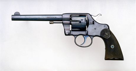 estiranný revolver  Colt 1892