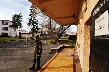 Armáda po 83 letech opustila k 31. prosinci 2013 kasárna v Rakovníku. 