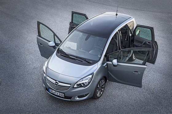 Opel Meriva u tradin na stanicích technické kontroly v Nmecku exceluje. Letos je podle TÜV Reportu nejlepí v kategorii zánovních voz.