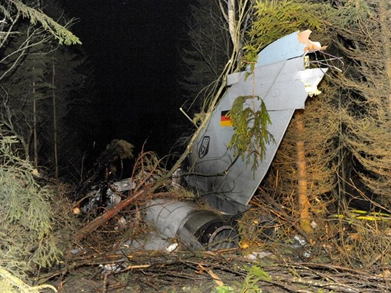 Trosky letounu Tornado, který se zítil 16. ledna na západ Nmecka