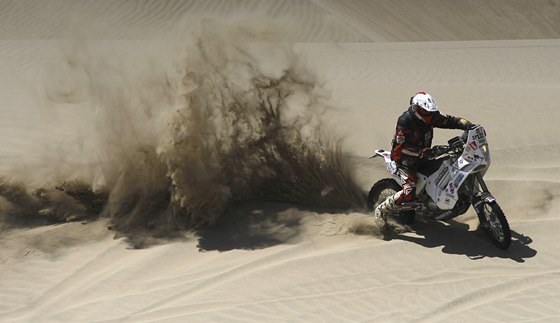 Motocyklový jezdec Eric Palante na Dakaru
